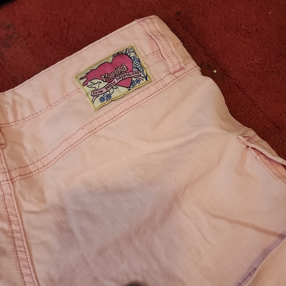 Shorts - Picture 2 of 3